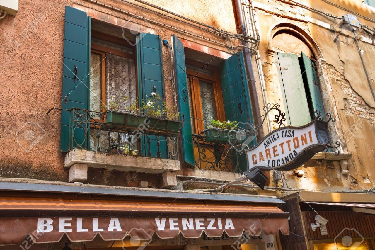 Antica Casa Carettoni Hotel Venesia Bagian luar foto